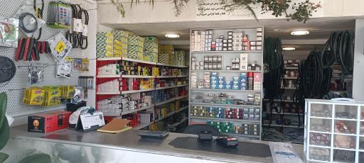 عکس فروشگاه قطعات برقی خودرو دوستی