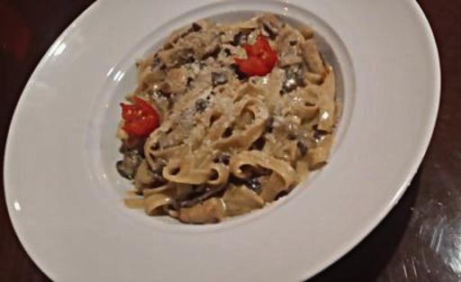 عکس رستوران ایتالیایی آگر