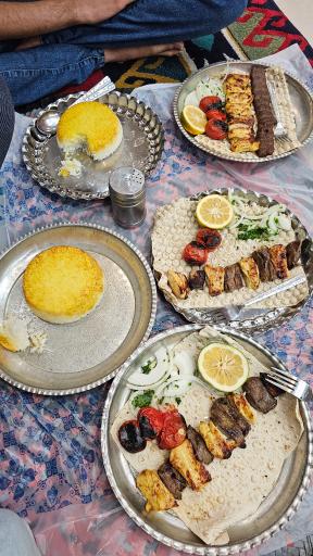 عکس کباب سنتی عمو عباس