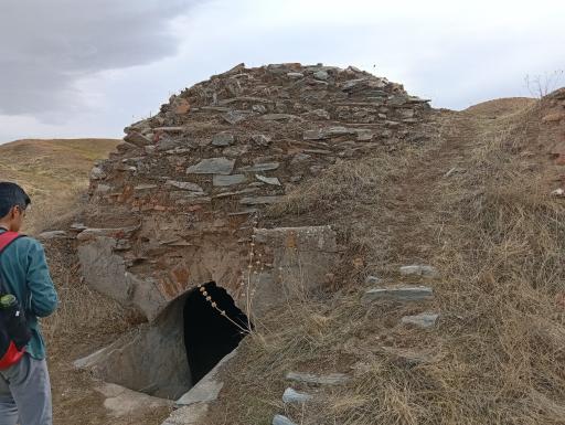 عکس آب انبار سه حجره‌ای تخت مایان