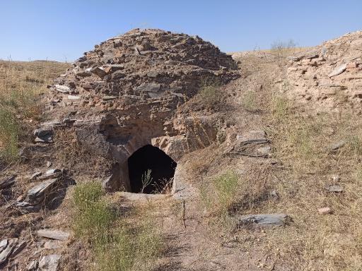 عکس آب انبار سه حجره‌ای تخت مایان