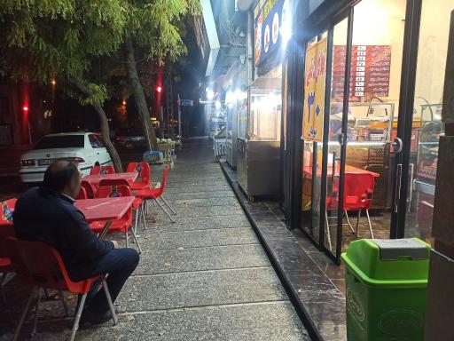 عکس فلافل بیروت جزیره