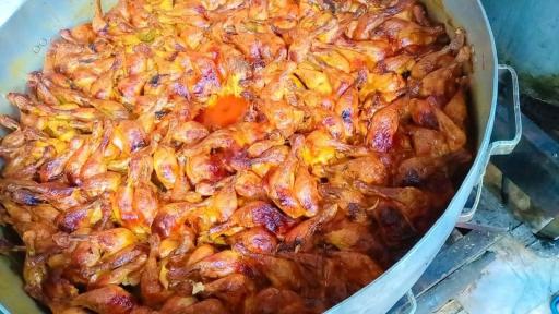 عکس رستوران و آشپزخانه عودی و پسران