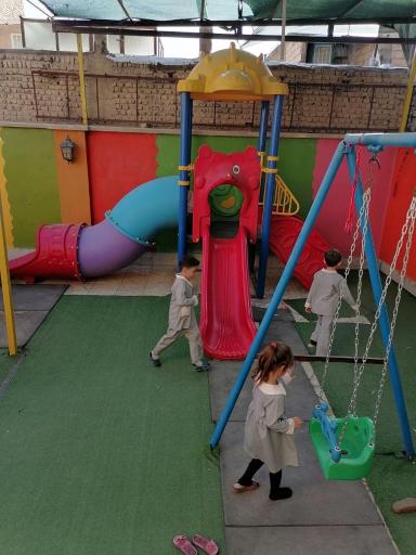 عکس کودکستان بهارک