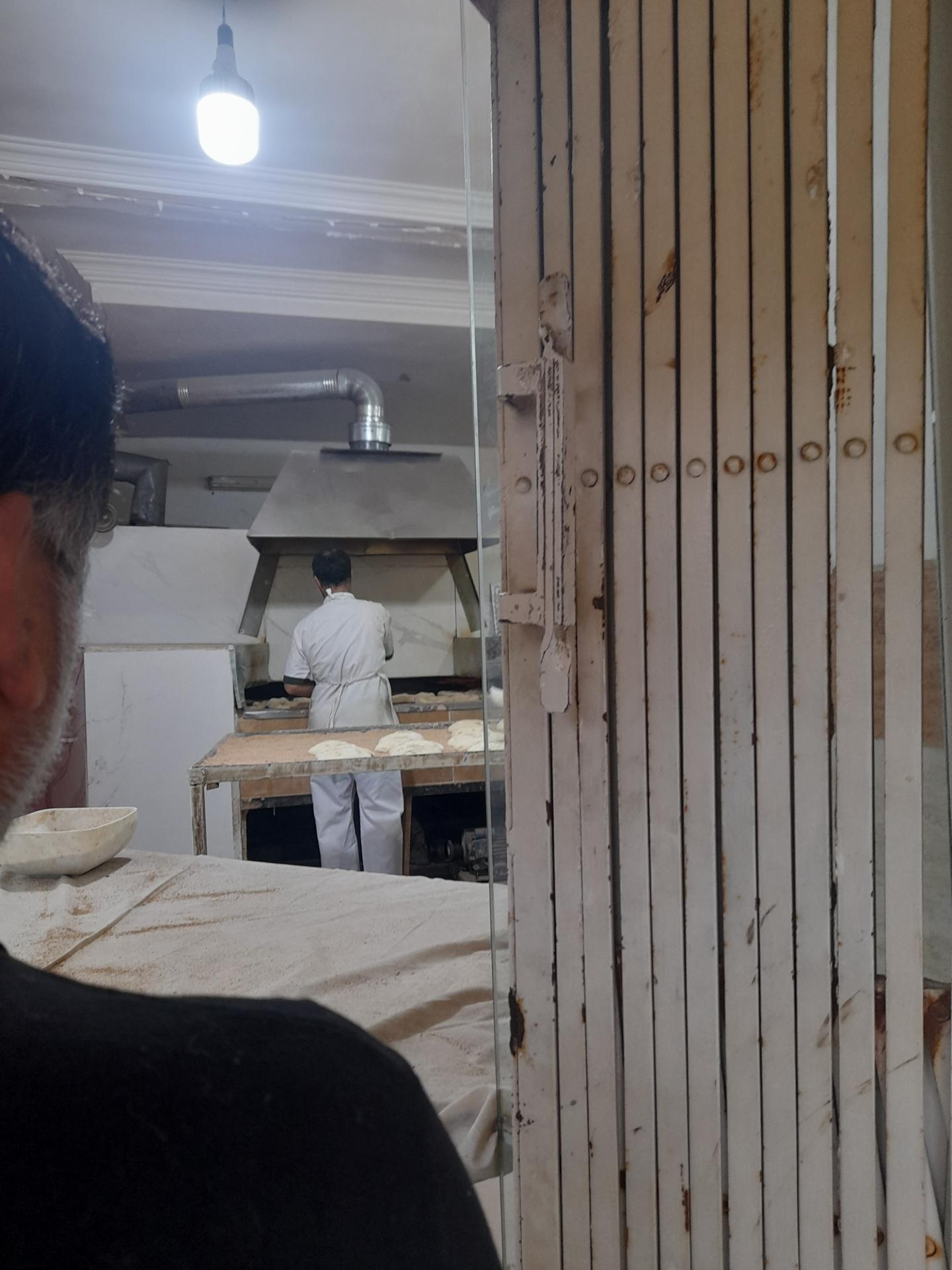 عکس نانوایی  کریمی