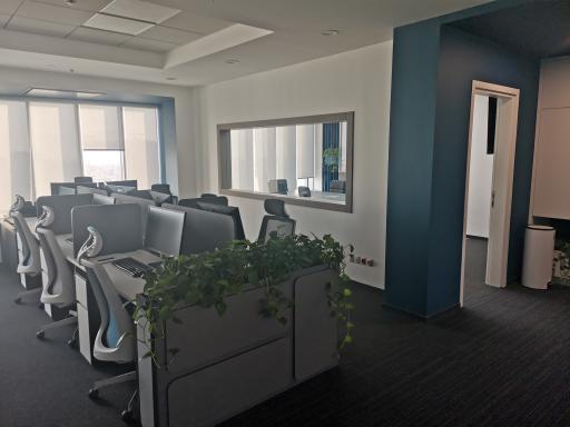 عکس مرکز تماس و خدمات مشتریان کارگزاری مفید