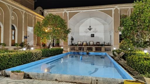 عکس هتل لاله یزد