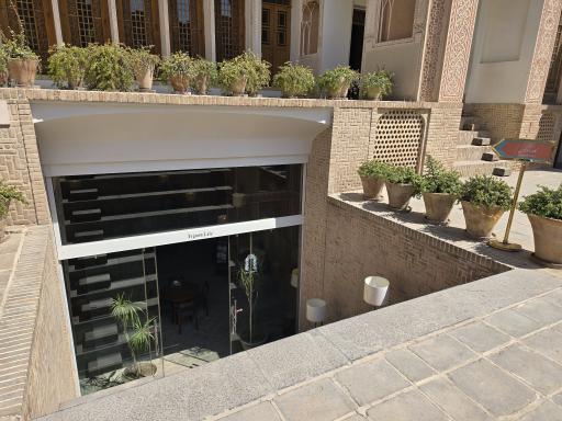 عکس کافه آوگون