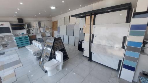 انبار و فروشگاه کاشی