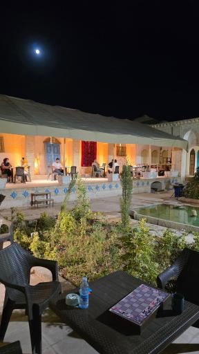 عکس کافه می را