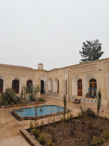 عکس کافه می را