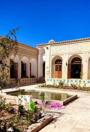 عکس کافه می را