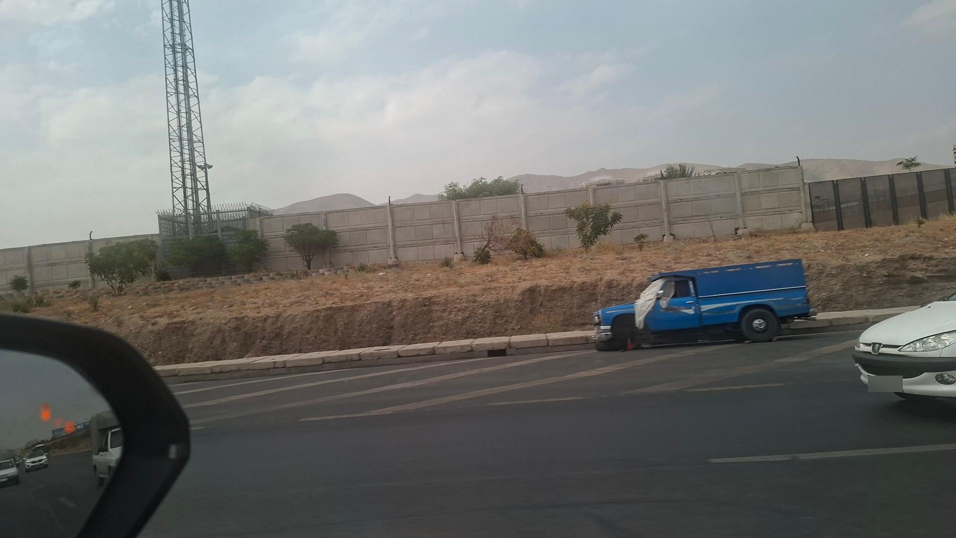عکس توقفگاه اضطراری