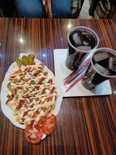 عکس کافه تاتلی