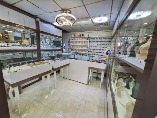 عکس فروشگاه ساعت حامد