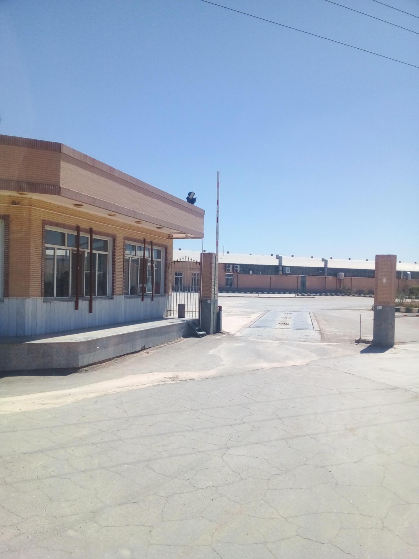 عکس کارخانه بهمن کاشی