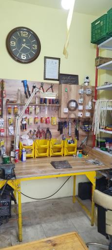 عکس تعمیرات ابزار برقی رادمان