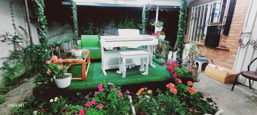 مرکز مهارت آموزی و آموزشگاه موسیقی حنانه