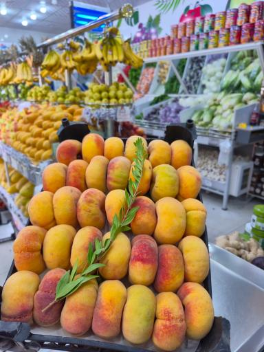 عکس میوه تره بار تکچین 