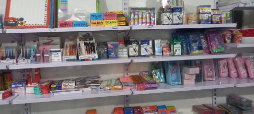 عکس لوازم‌التحریر آراز