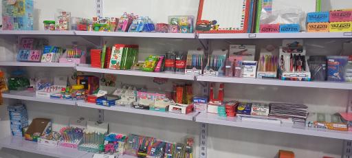 عکس لوازم‌التحریر آراز