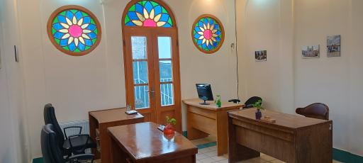 عکس سفرهای جهانگرد پارسه پرندیس (بی پرشیا)