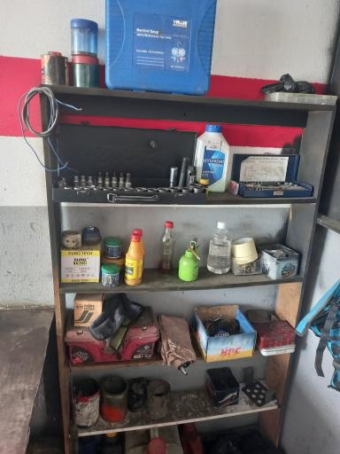 عکس تعمیرگاه تخصصی ایران خودرو و سایپا گرجی