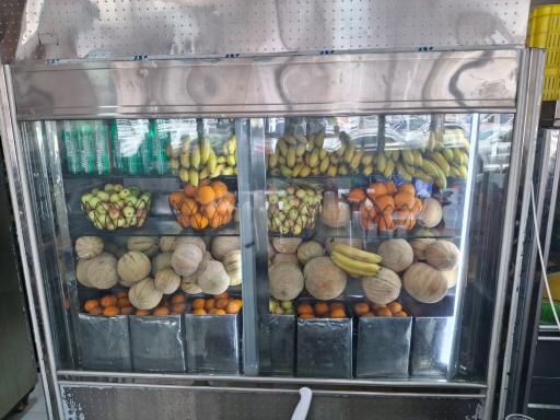 عکس آب میوه آبشار