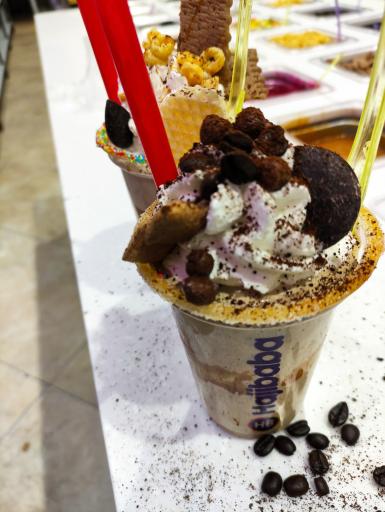 عکس آب میوه آبشار