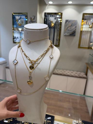عکس میتاگلد گالری