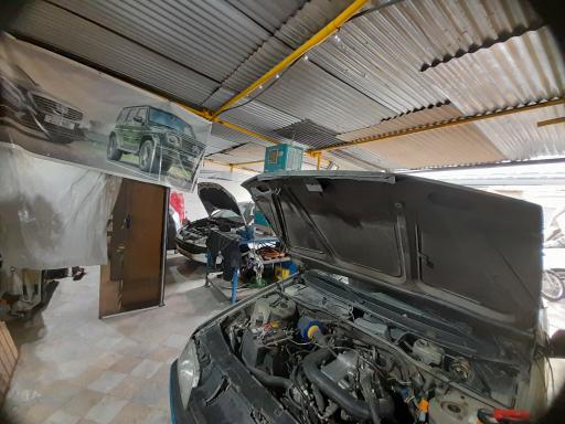 عکس خدمات فنی برق خودرو بادامی