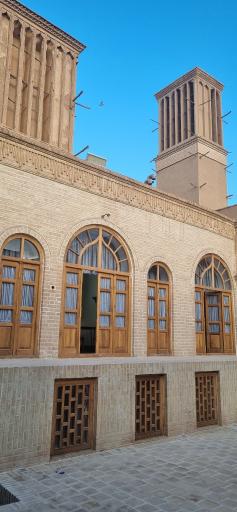 عکس دانشکده هنر و معماری مرتاض