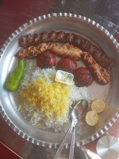 عکس کبابی بابا میرزا