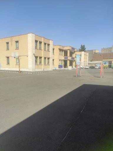 عکس دبیرستان نمونه دولتی استاد شهریار (پسرانه)