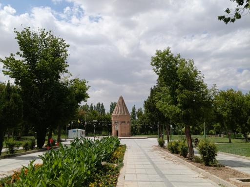 عکس بارگاه حیقوق نبی (ع)