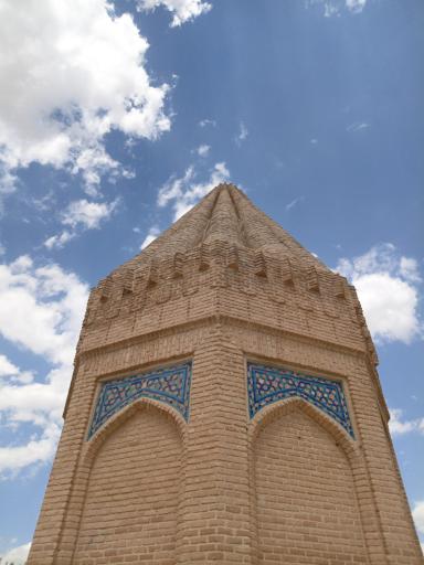 عکس بارگاه حیقوق نبی (ع)