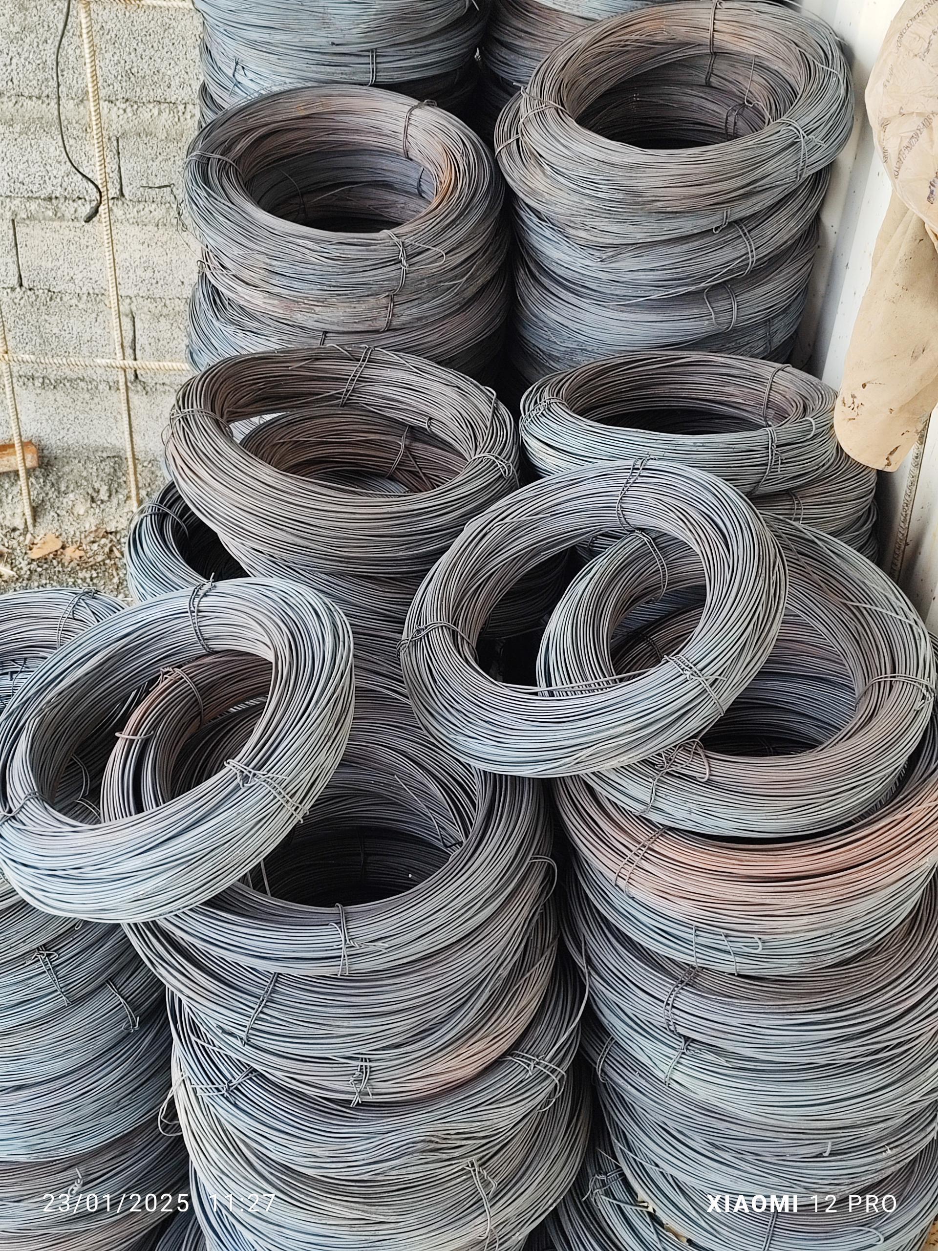 عکس آهن آلات و برشکاری حیدری