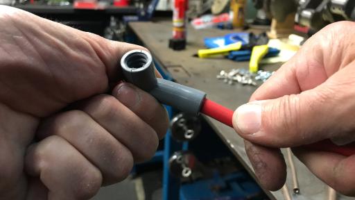 عکس انبار شرکت پخش وایر شمع وستل