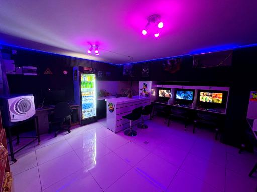 کافه گیم نت دارکوب