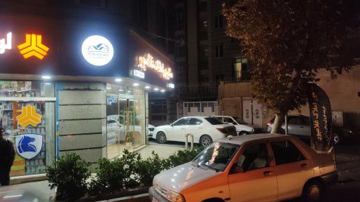 مشاور املاک غلامپور 