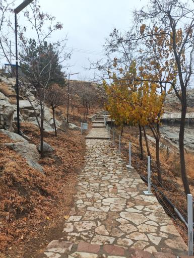 عکس مسیر پیاده روی هفت حوض 