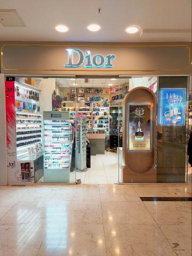 عکس گالری آرایشی و بهداشتی دیور