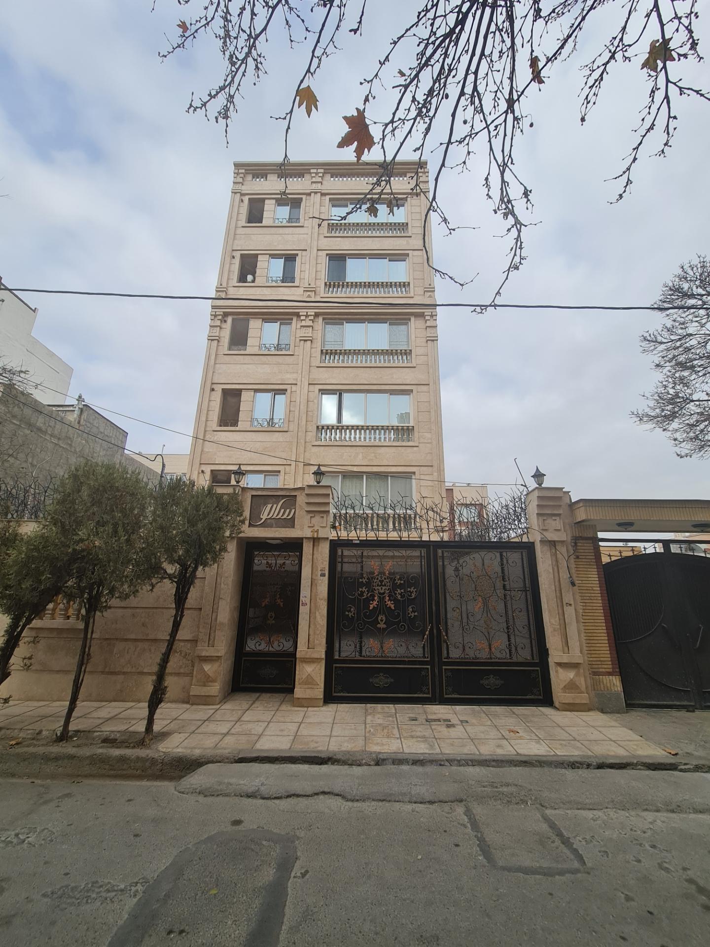 عکس ساختمان سارو