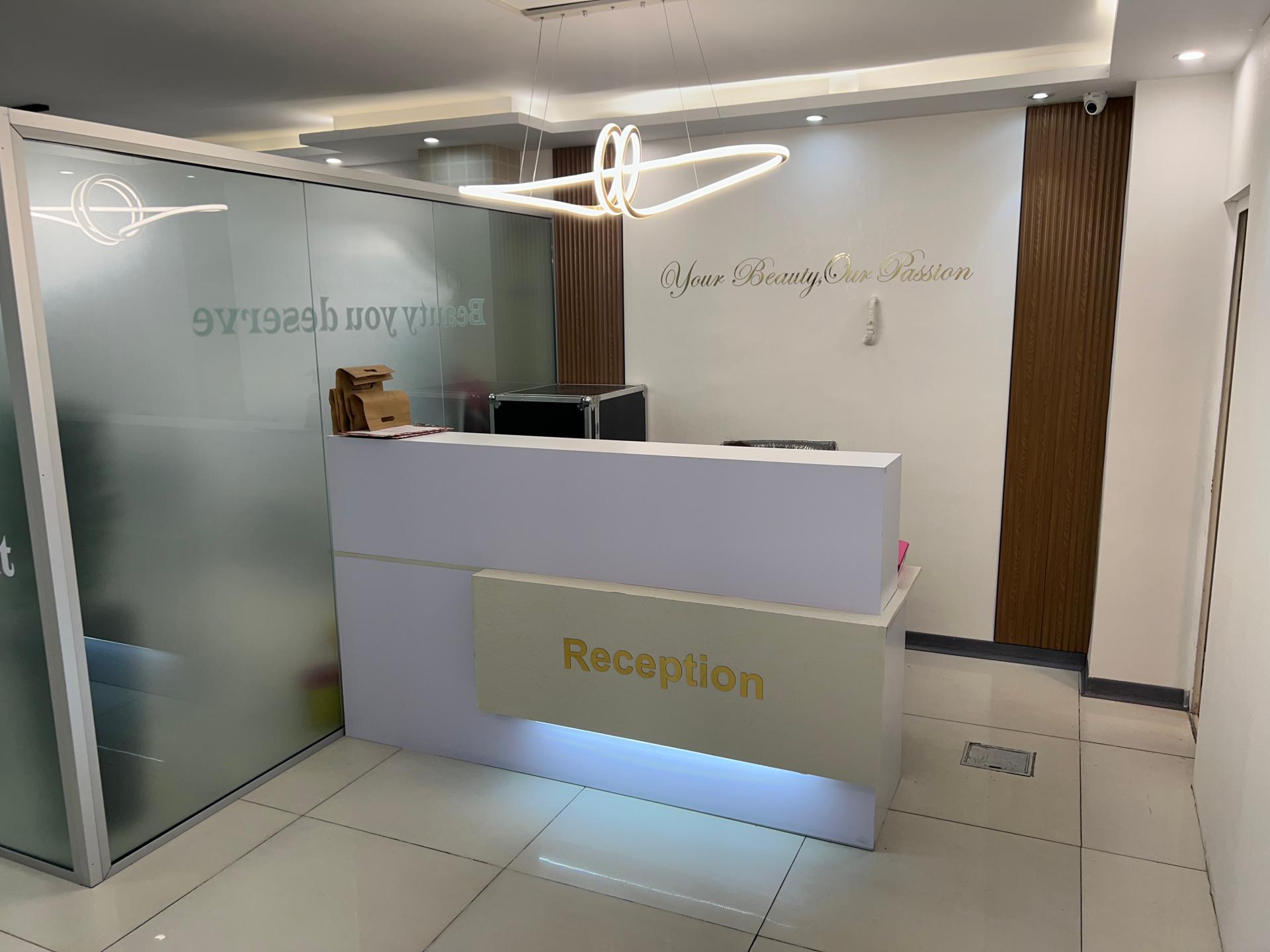 عکس کلینیک زیبایی آرانا