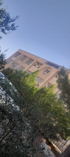 عکس دبیرستان صنعتگران