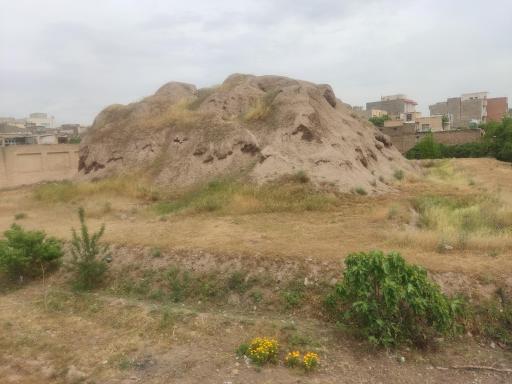 تپه تاریخی میمون قلعه