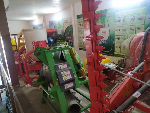 فروشگاه ادوات کشاورزی سعید خسروی