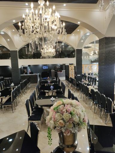 عکس تالار رستوران سنتی حیدر بابا