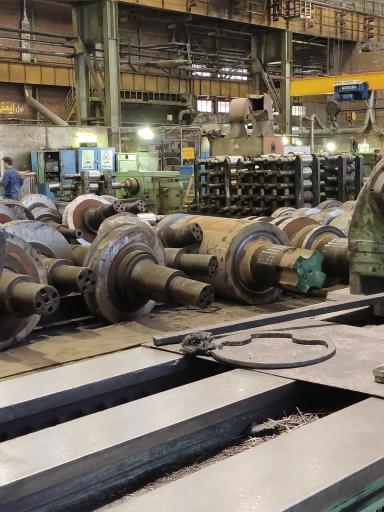 عکس کارگاه میانی مهندسی نورد (کارگاه های میانی تراش غلطک)