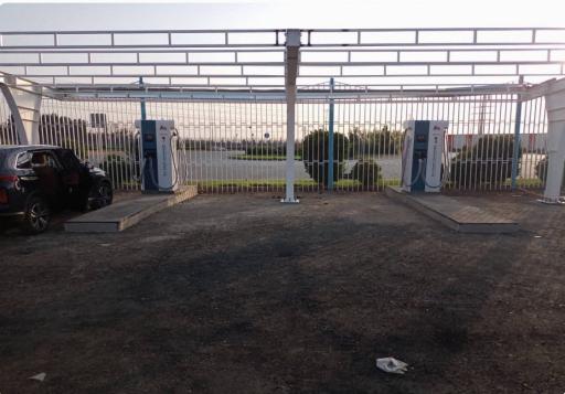 عکس ایستگاه شارژ برقی ماموت 